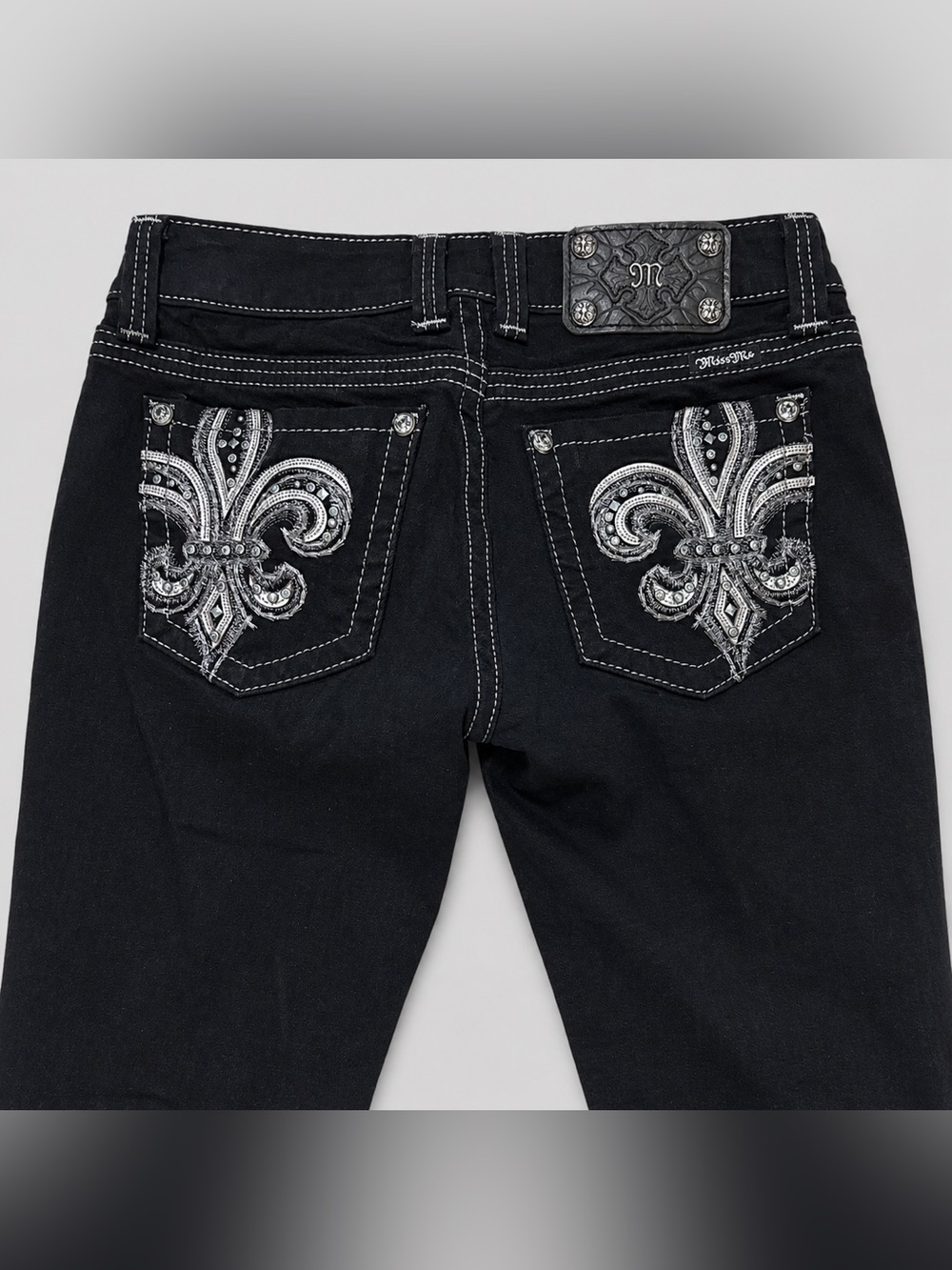 Miss Me Jeans 28 Black Bootcut Fleur De Lis Bling Rhinestone Y2K  JY5109B5V - Picture 3 of 12
